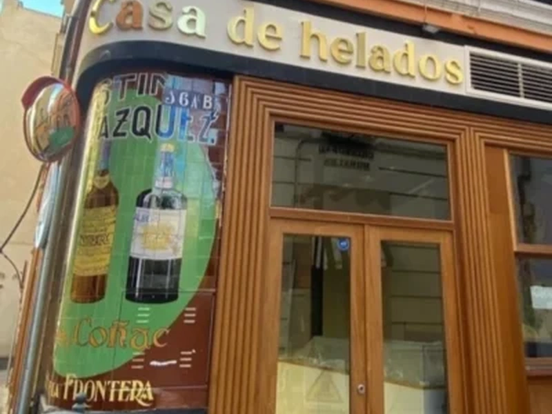 Letras corpóreas aluminio efecto oro brillante
